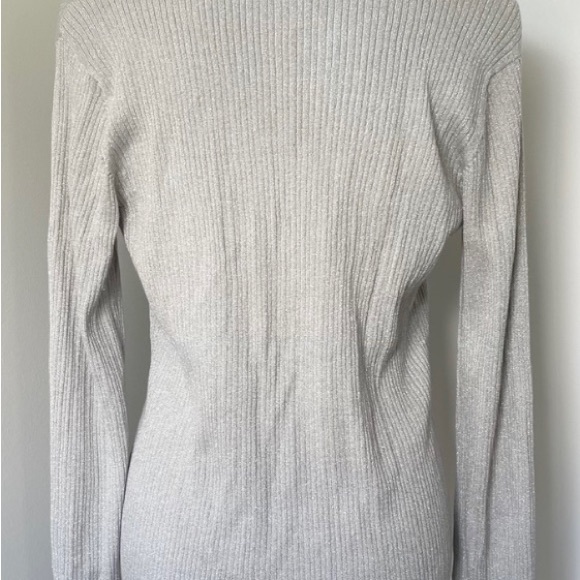 🐨 CHICO’S Silver Taupe Shimmer Lightweight Button Up Long Sleeve Cardigan 2 L - Picture 9 of 10